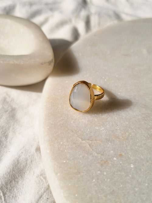 soul - White Moonstone Ring