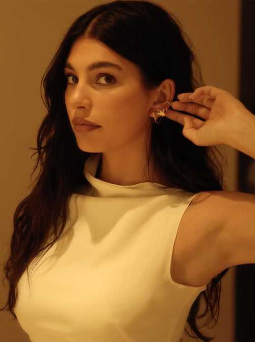 Camila Morrone - Tavros Earrings