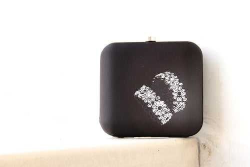 Black Kangan Clutch