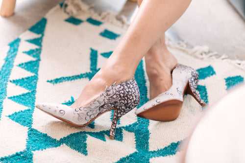 light grey tinkerbell pump