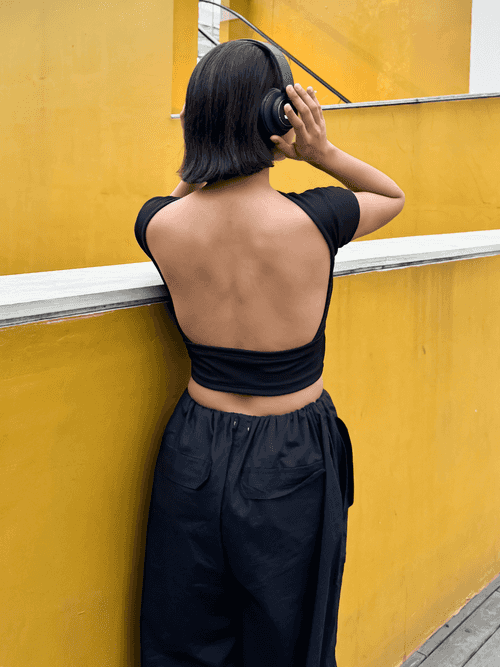 Half Sleeve Ribbed Stretchable Backless Top