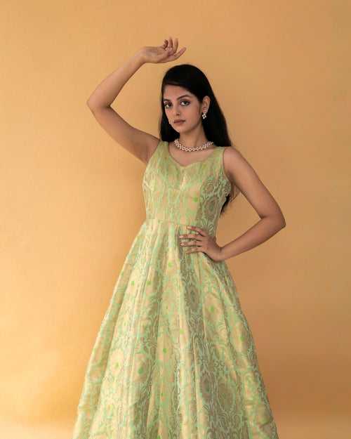 Banarasee Silk Anarkali 012