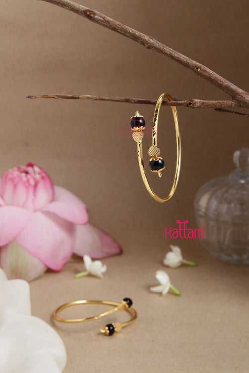 Black Ball Kada Bangle