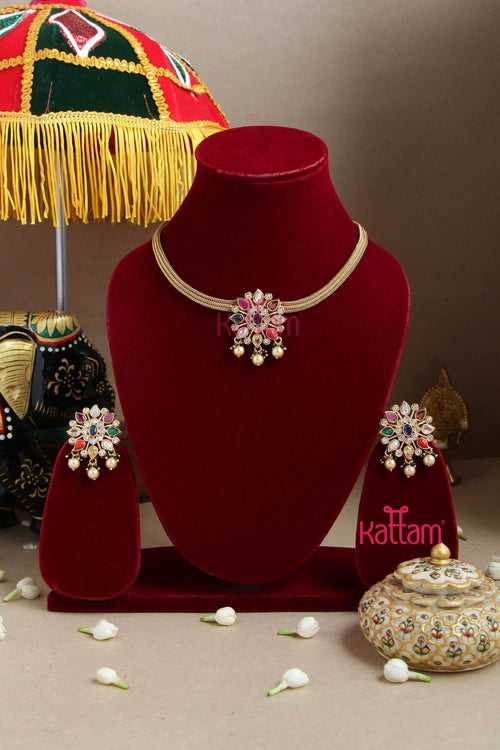 Navaratha Pendant Choker - Design 1