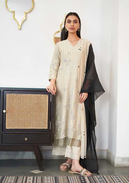 Ecru Floral Applique Kurta Set