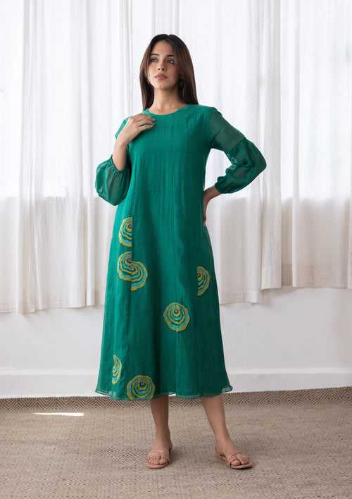 EMERALD APPLIQUE DRESS