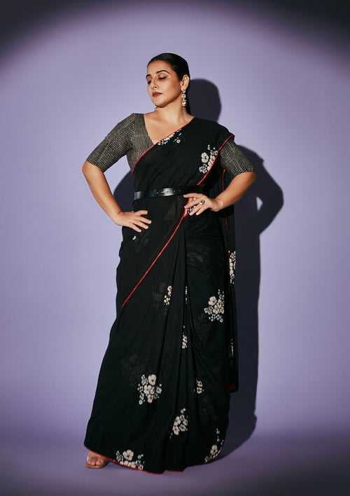 Onyx Floral Print Saree