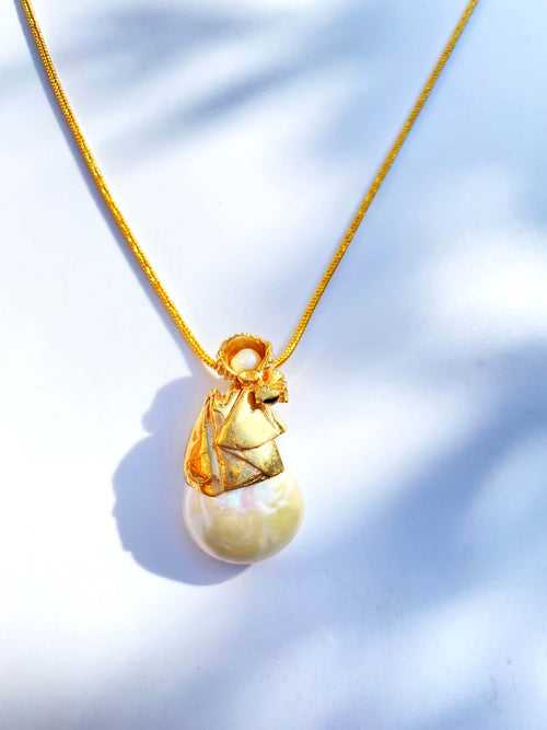 Baroque Pearl Pendant // 21