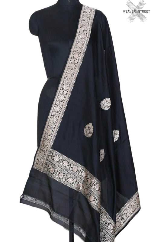 Black Katan silk handwoven Banarasi dupatta with leaf shape alfi buta