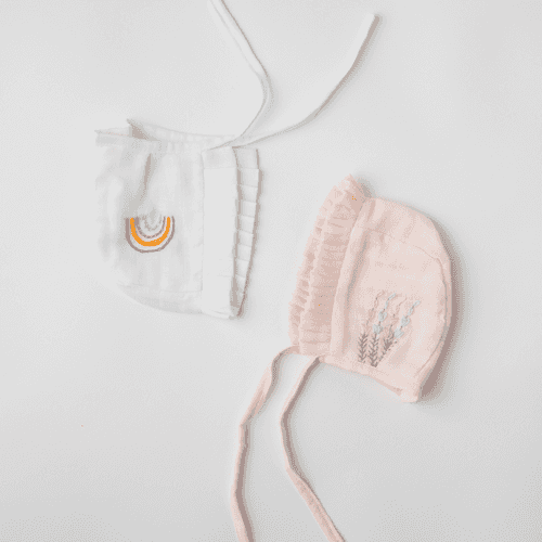 Muslin Newborn Bonnet Hats (Pink & White)