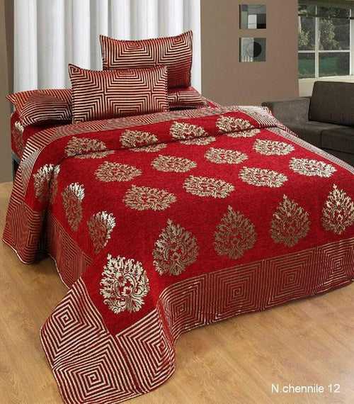 Crafty Chenille Bedcovers for Art Lovers - Red