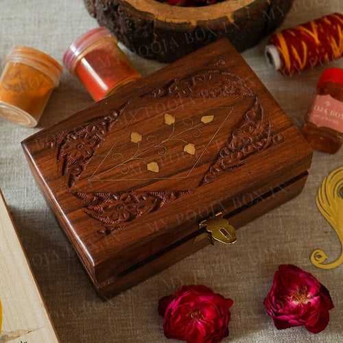Manohara Wooden Pooja Box