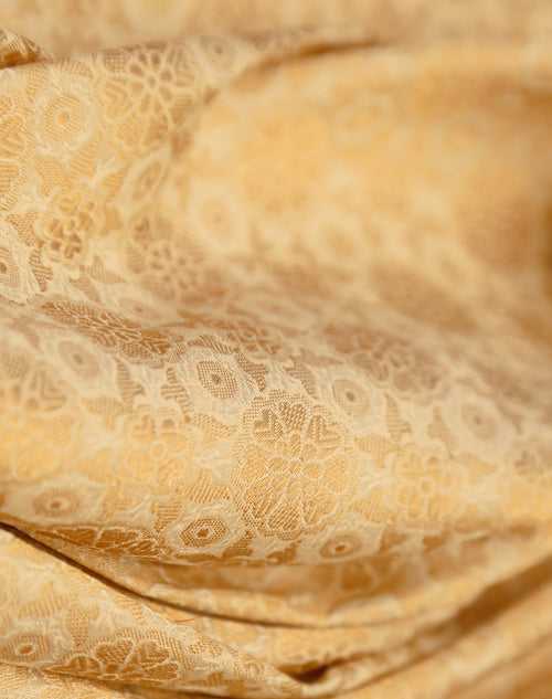 Signoraa Off White Silk With Gold Weaving - PMT05554