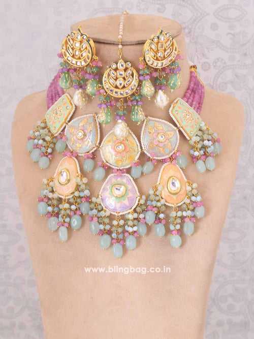Multicolor Trikoni Jewellery Set