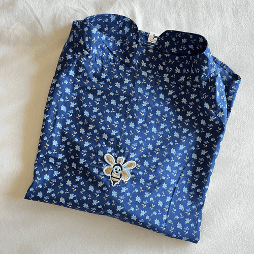 PoochMate OAK 3.0 :  Blue Floral Dog Shirt with honey bee Size 26