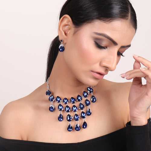 Tear Drop Magic Necklace Set in Blue