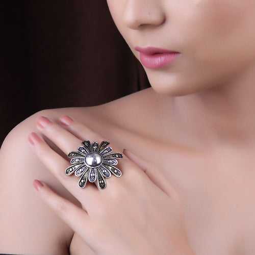 The Lily German Silver Ring
