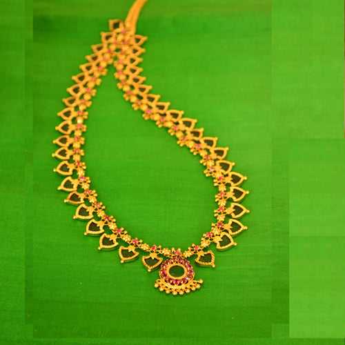 Itscustommade Green Long Palakka Necklace