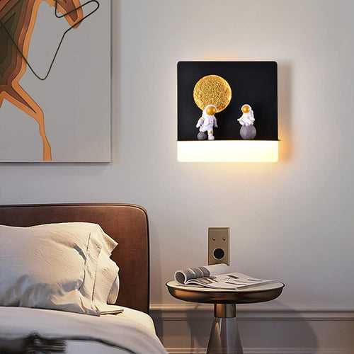 Astronaut Wall Lamp