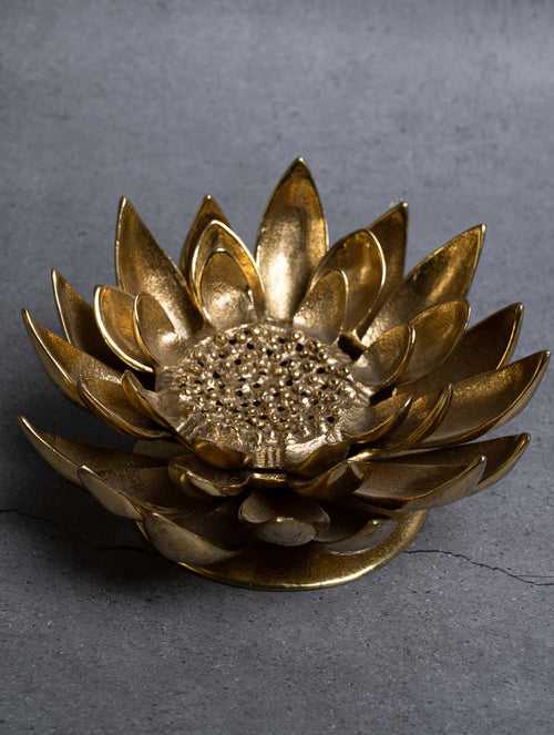 Exclusive Brass Tealight & Incense Holder - Waterlily