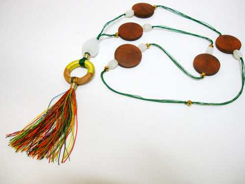 Thread over Thread Green Tassel Mala