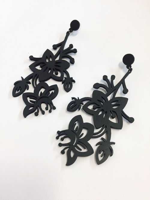 Black Flower Bunch Earrings