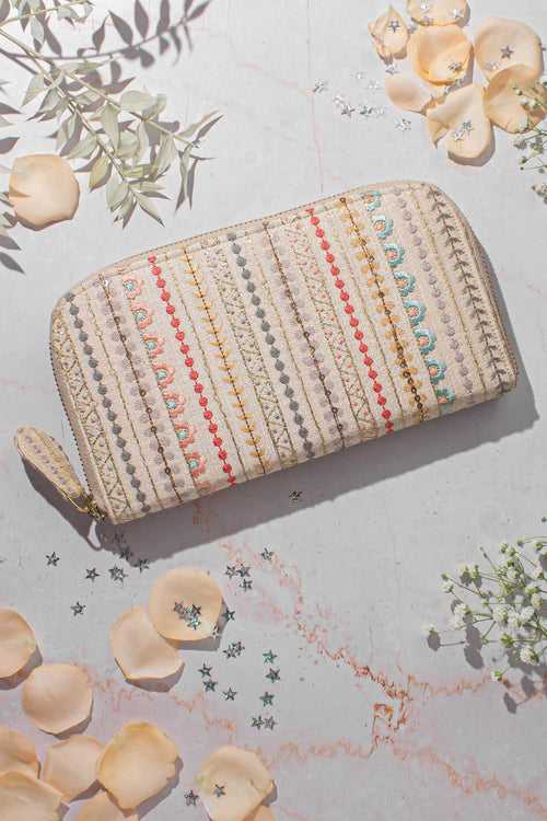 Linea Embroidered Wallet - Cream