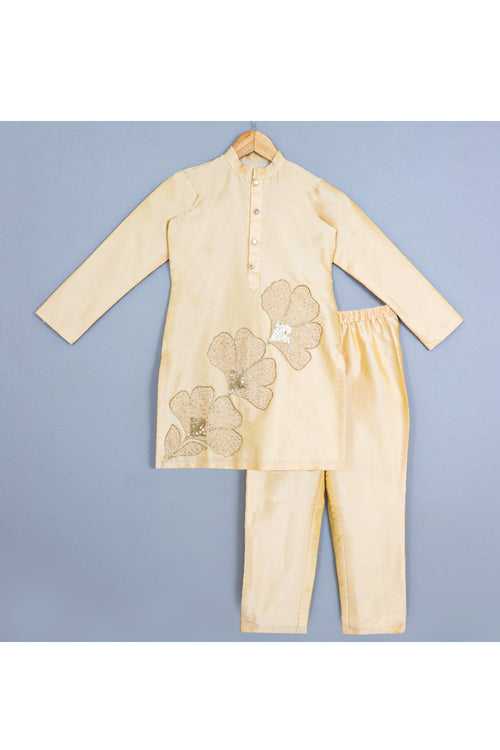 Off White Floral Embroidered Kurta With Pyjama Set