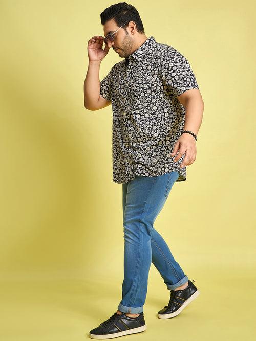 Men Plus Size Trudo Off-White Floral Printed Black Shirt