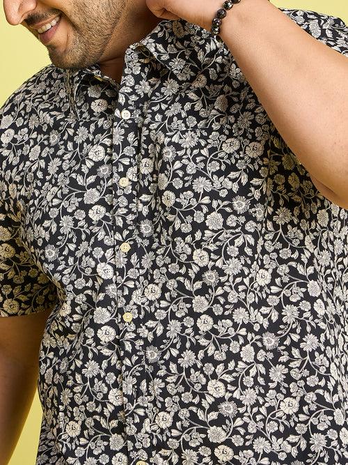 Men Plus Size Trudo Off-White Floral Printed Black Shirt