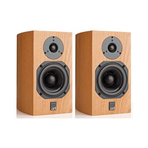 ATC SCM7 - Bookshelf Speaker - Pair