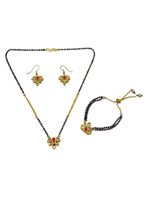 Kundan Pendant Floral Design Short Mangalsutra with Earrings & Bracelet