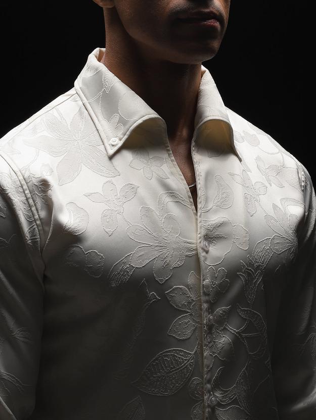 Jacquard Cooper Collar Off-White Shirt