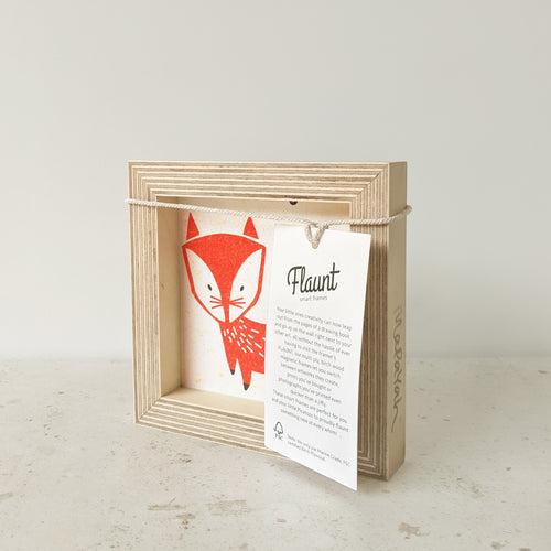 FLAUNT - Magnetic Birchwood Picture Frame for Room Decor by MAPAYAH