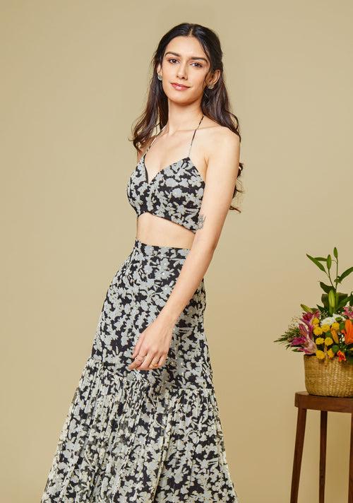 Halter top in the Suhana print