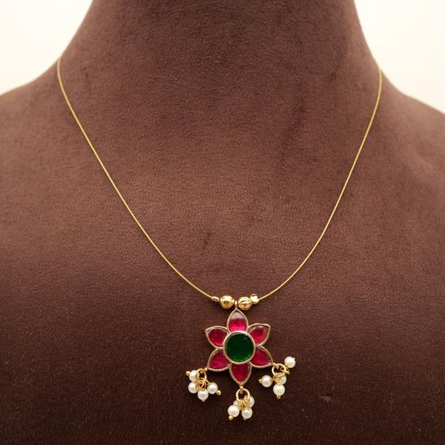 PHOOL - Handmade Jadau Kundan Invisible Necklace (Red & Green)