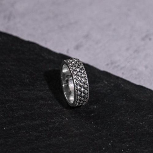 Rhombus Oxidized Ring in 925 sterling silver
