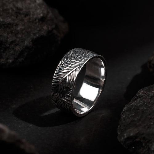 Free spirted  wanderlust Feather Ring in 925 sterling silver