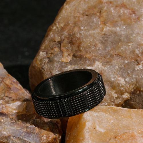 Black Mesh Spinner Ring