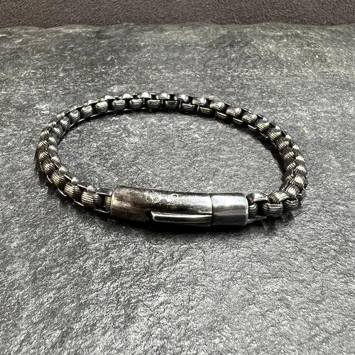 6mm Textured box chain bracelet in Stainless steel oxidized finish