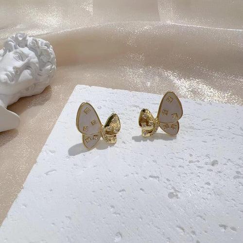 Le Petite Butterfly Pearl Earrings