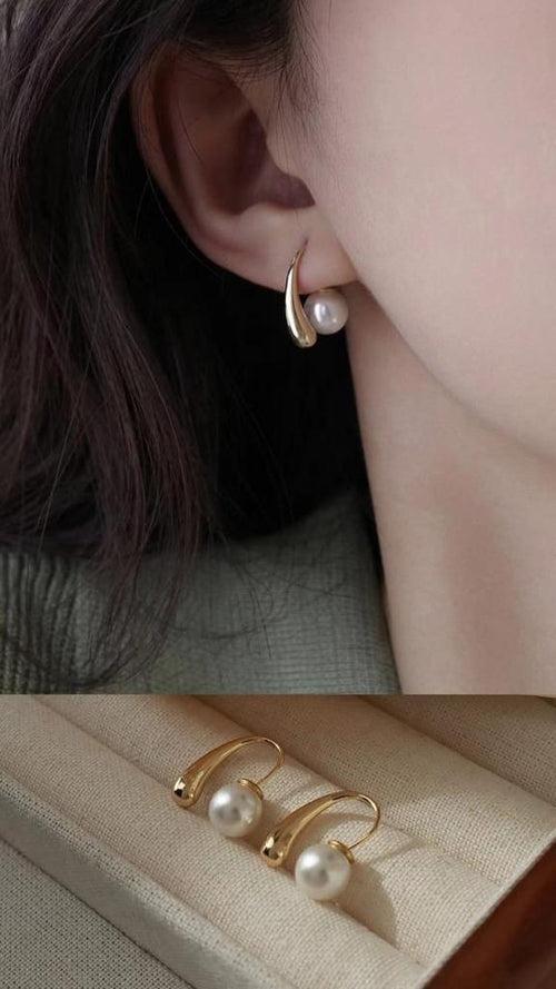 Keisha Petite Pearl Earring
