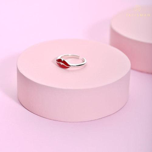 Kiss of Love Adjustable Ring