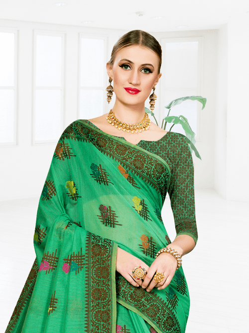 Glamorous Cotton Blend Saree In Green