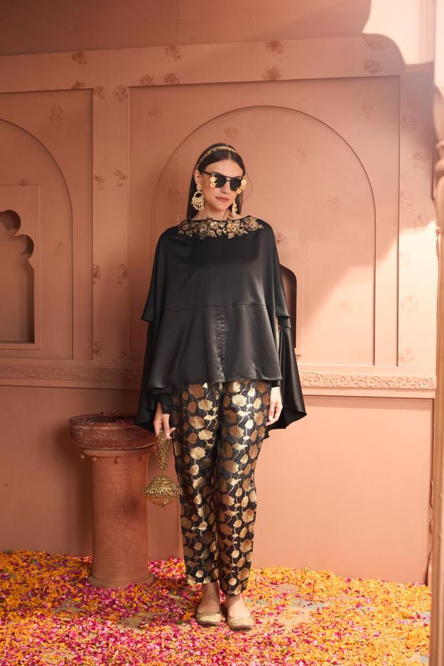 Kiri Embroidered Kaftan With Banarasi Lotus Pant - Black