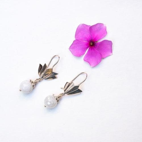 Silver Earring Lotus with Moonstone Bead