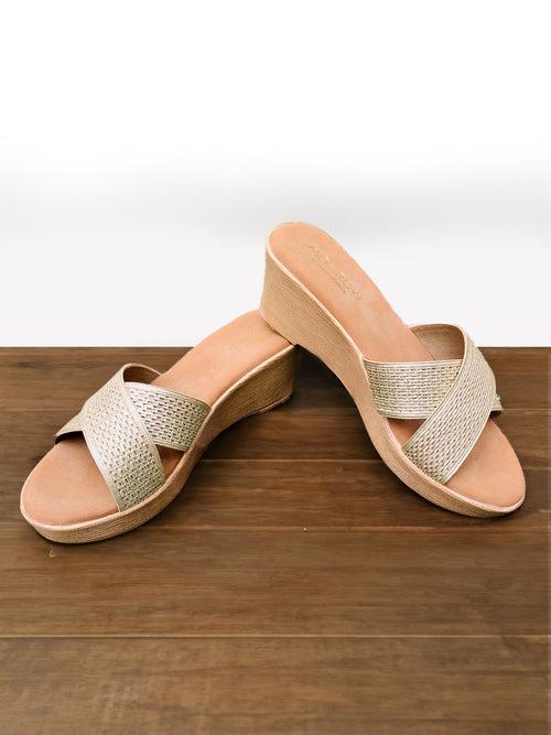 Aisha Gold Wedge