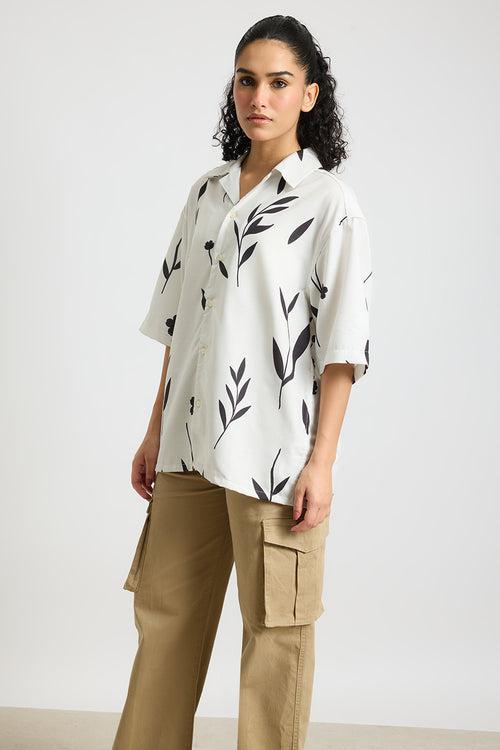 PETALS PRINTED WOMEN'S RESORT SHIRT