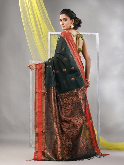 Bottle Green Silk Matka Soft Saree With Paisley Motifs