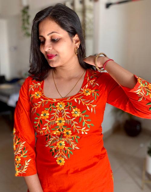 Aarushi Kurti with Pants